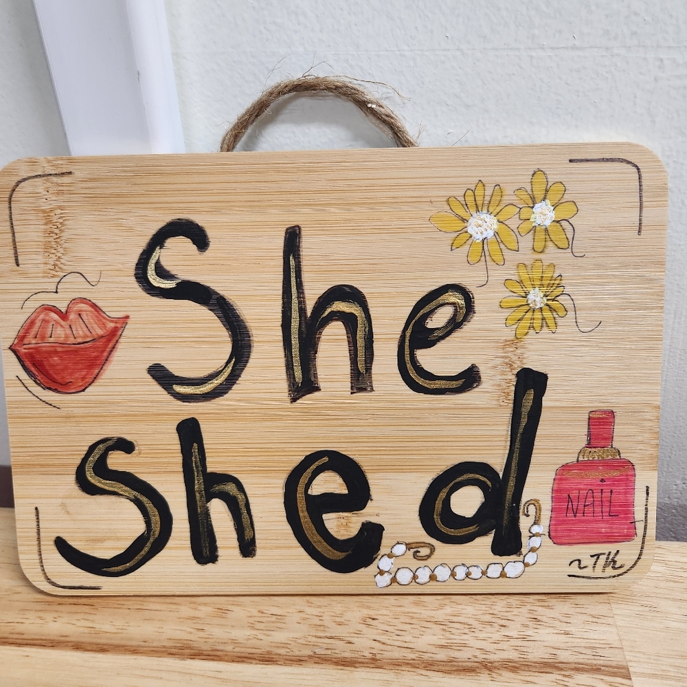 Hand Painted She Shed Sign Wall Decor 6 x 9 inch - Picture 6 of 6